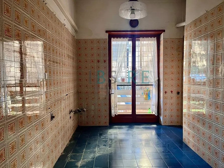 Immagine 8 di Appartamento in vendita  in Via Simone Martini a Roma