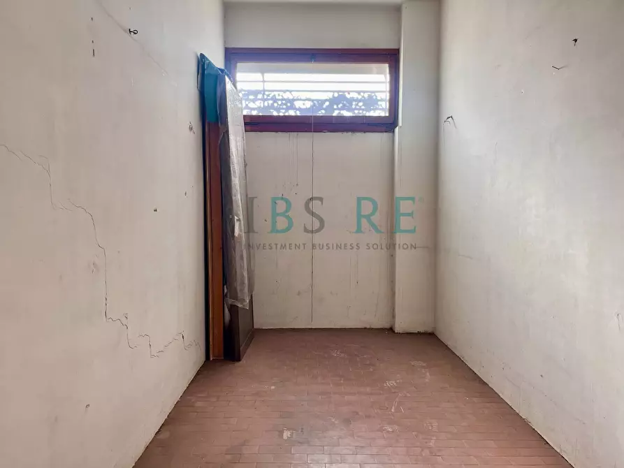 Immagine 22 di Appartamento in vendita  in Via Simone Martini a Roma