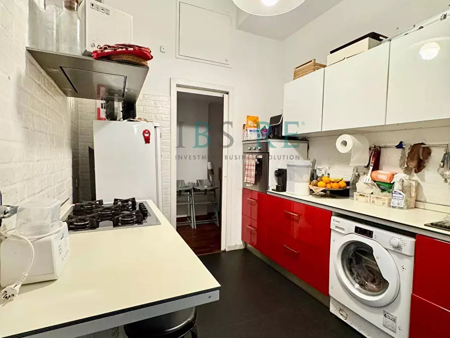 Immagine 5 di Appartamento in vendita  in Via Arturo Graf a Roma