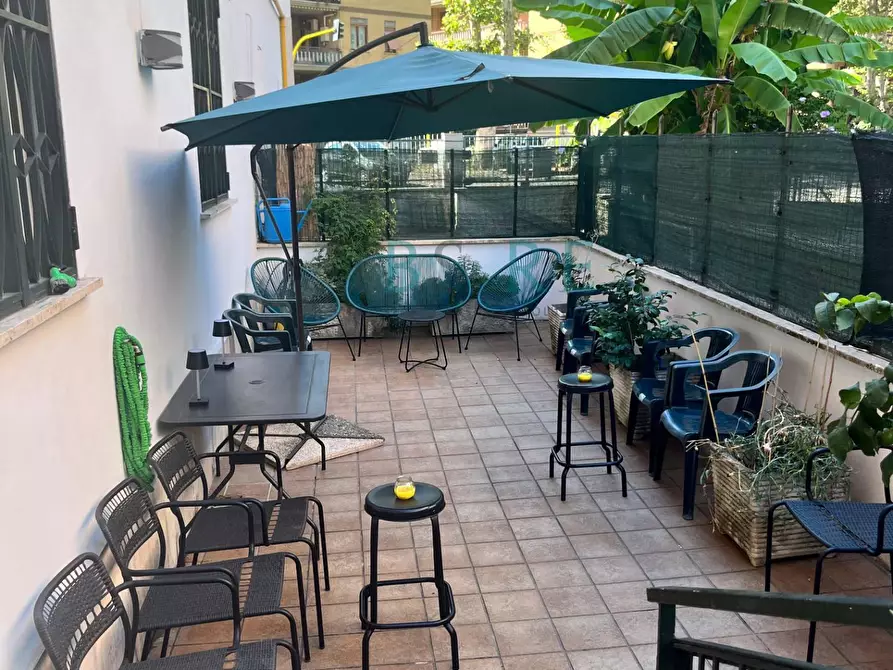 Immagine 4 di Appartamento in vendita  in Via Arturo Graf a Roma