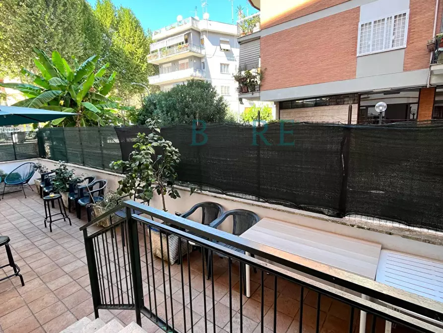 Immagine 3 di Appartamento in vendita  in Via Arturo Graf a Roma