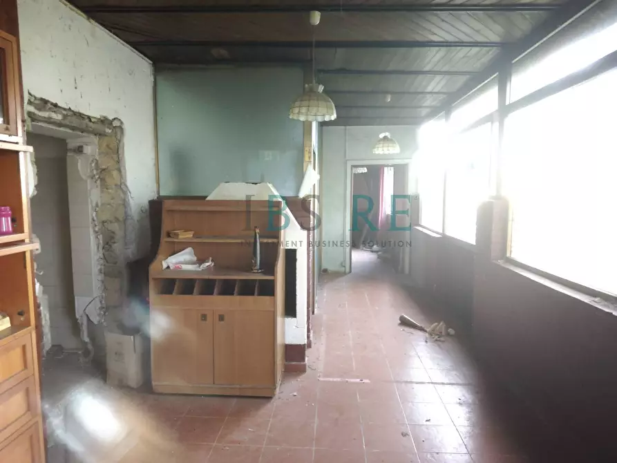 Immagine 17 di Locale commerciale in vendita  in VIA TRAVERSA PONTE DEL GRILLO 53 a Canale Monterano