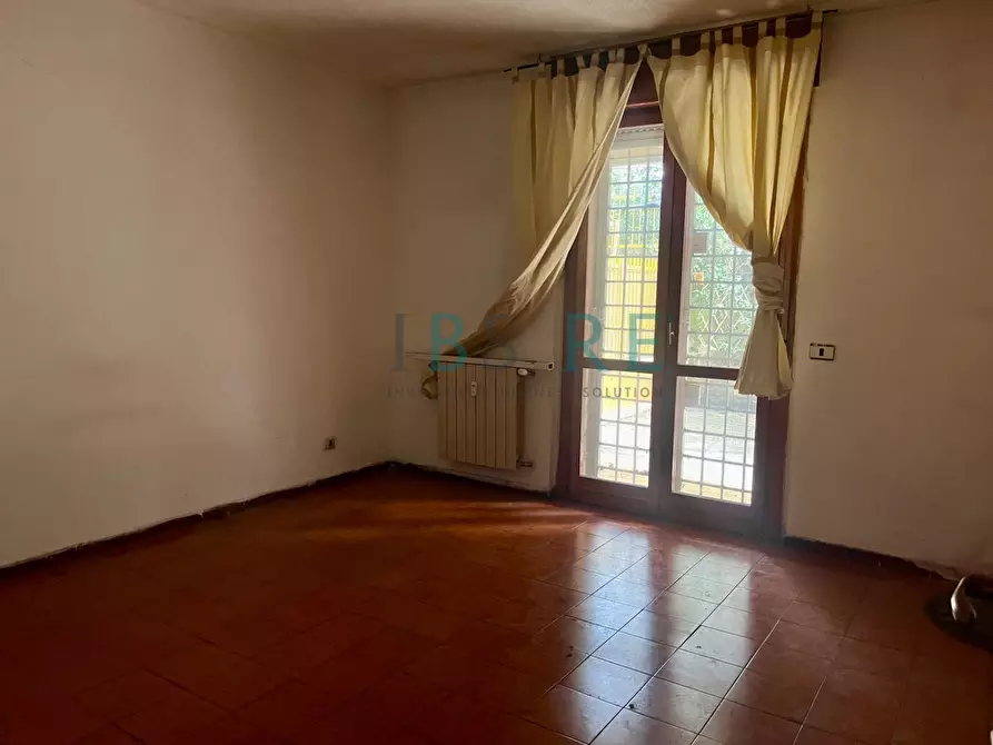 Immagine 8 di Appartamento in vendita  in Via Canton a Roma