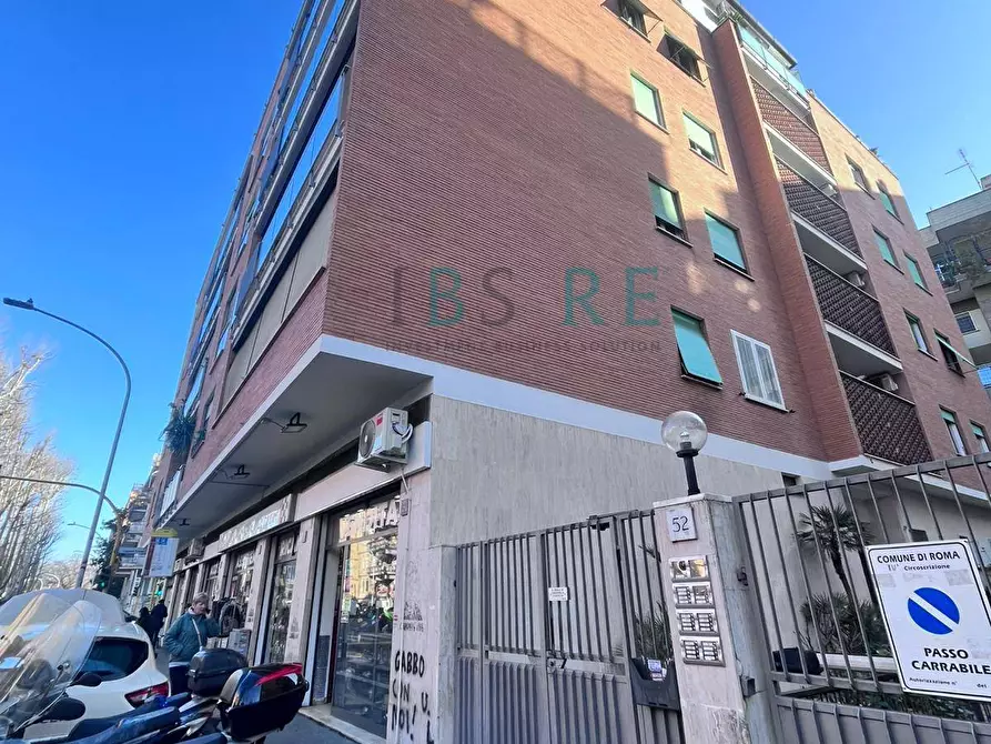 Immagine 19 di Appartamento in vendita  in Via Arturo Graf a Roma