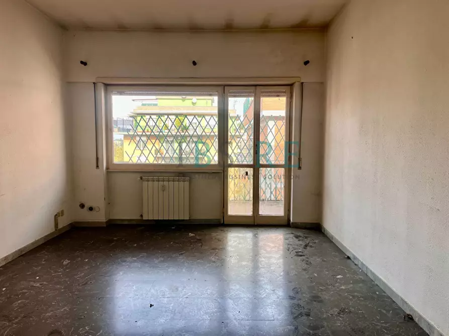 Immagine 5 di Appartamento in vendita  in Via Dei Della Bitta a Roma