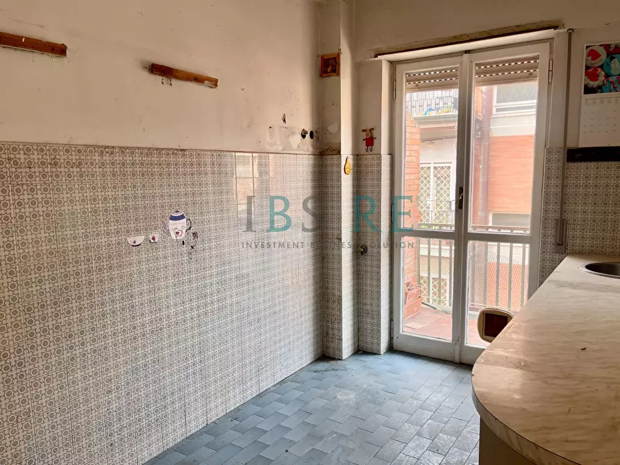 Immagine 13 di Appartamento in vendita  in Via Dei Della Bitta a Roma