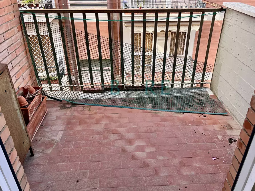 Immagine 17 di Appartamento in vendita  in Via Dei Della Bitta a Roma