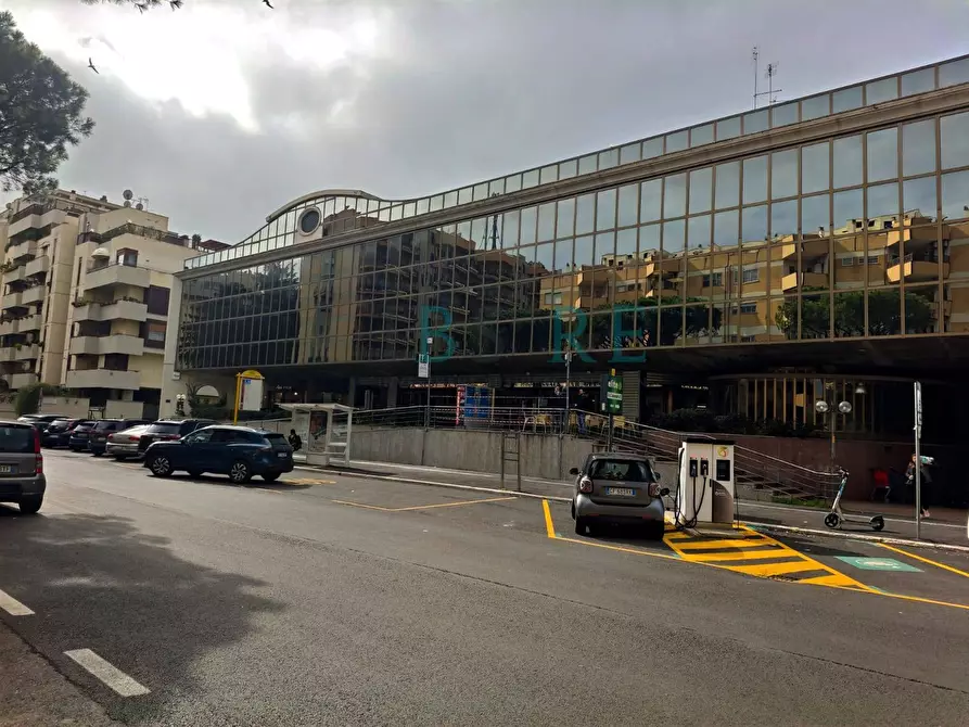 Immagine 13 di Ufficio in vendita  in Via Cesare Pavese a Roma