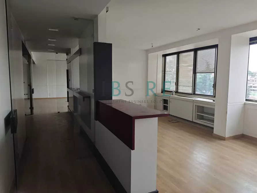 Immagine 7 di Ufficio in vendita  in Via Cesare Pavese a Roma