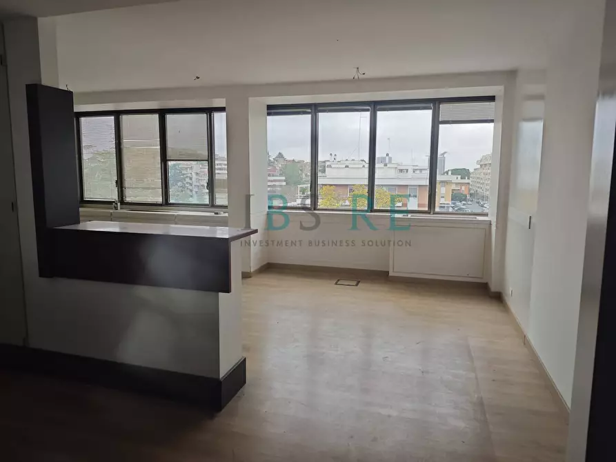 Immagine 8 di Ufficio in vendita  in Via Cesare Pavese a Roma