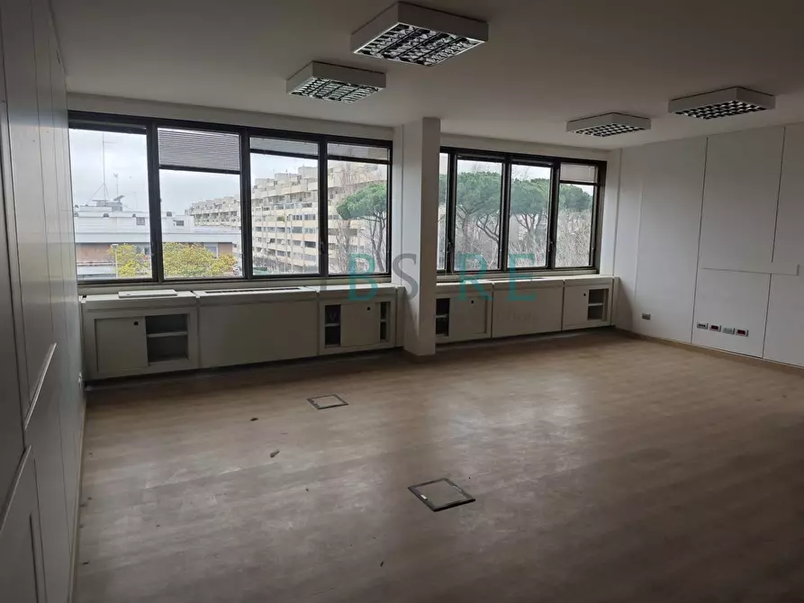 Immagine 10 di Ufficio in vendita  in Via Cesare Pavese a Roma