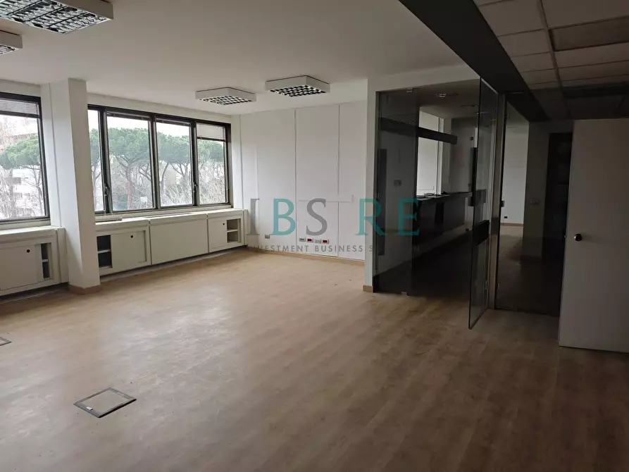 Immagine 9 di Ufficio in vendita  in Via Cesare Pavese a Roma