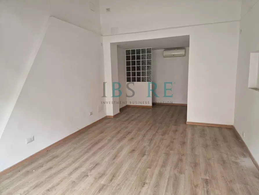 Immagine 6 di Locale commerciale in affitto  in via nomentana 332 a Roma