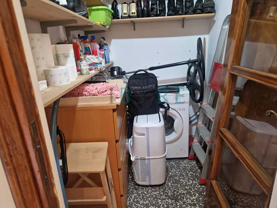 Immagine 17 di Appartamento in vendita  in Via Luca Signorelli a Roma