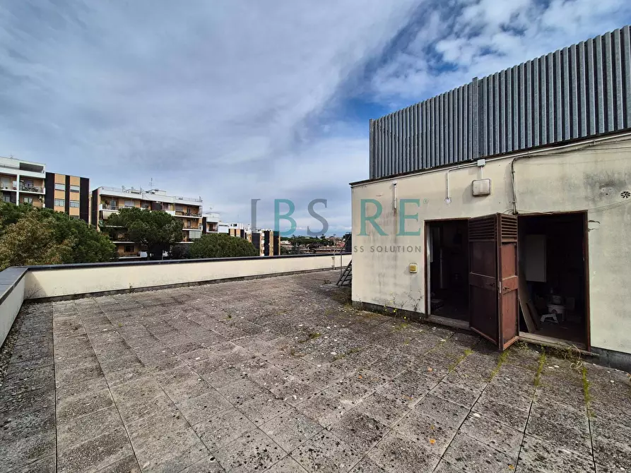 Immagine 13 di Palazzo in vendita  in Via dell'Imbrecciato 121 a Roma