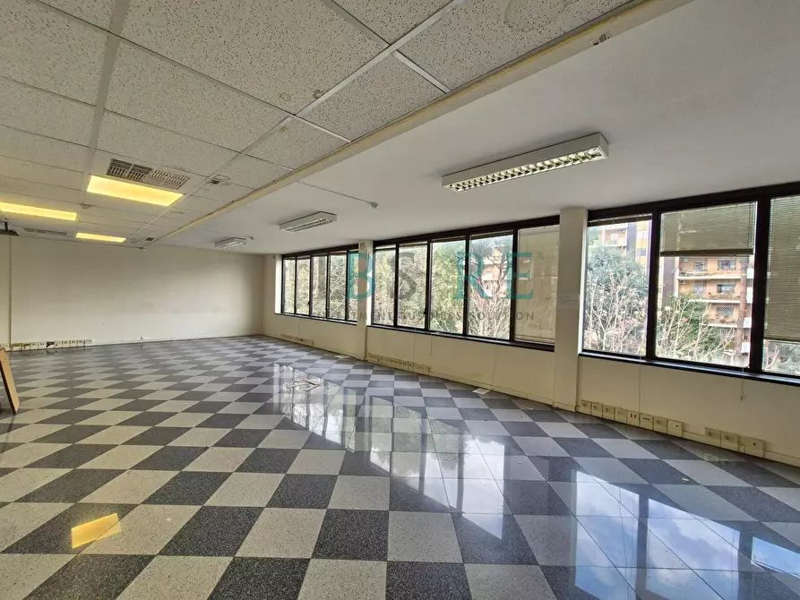 Immagine 15 di Palazzo in vendita  in Via dell'Imbrecciato 121 a Roma