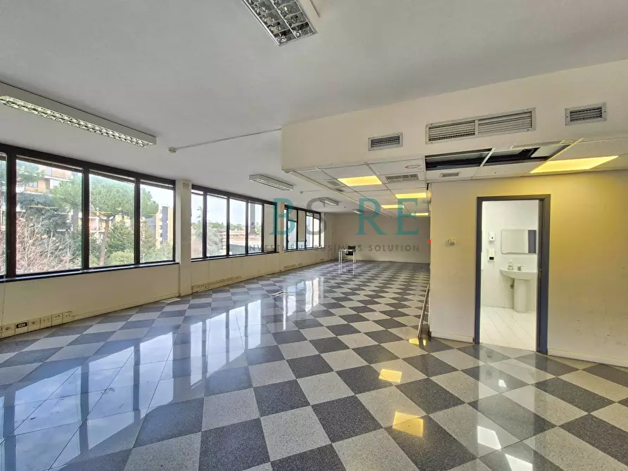 Immagine 18 di Palazzo in vendita  in Via dell'Imbrecciato 121 a Roma