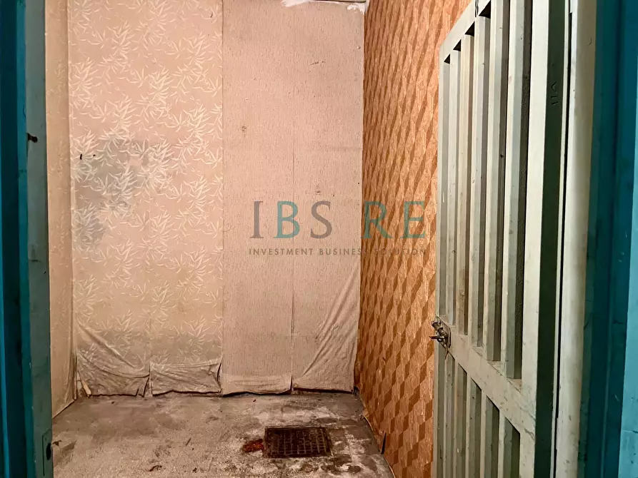 Immagine 12 di Appartamento in vendita  in Via Angiolo Cabrini a Roma