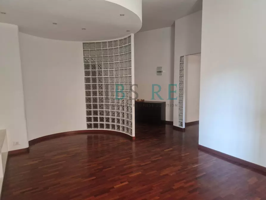 Immagine 5 di Appartamento in vendita  in Via Arturo Graf a Roma