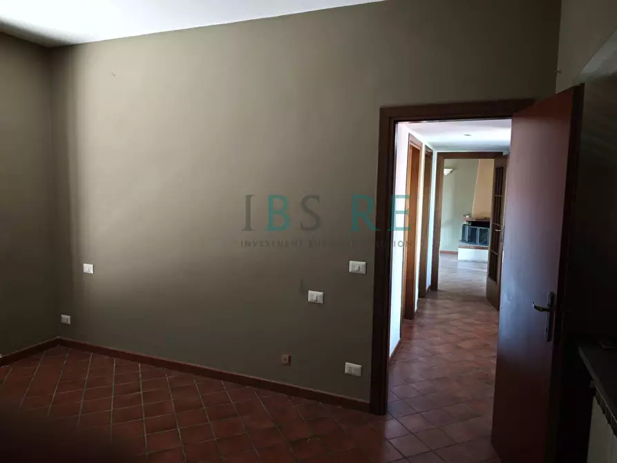 Immagine 29 di Appartamento in vendita  in Vicolo Silvestri a Roma