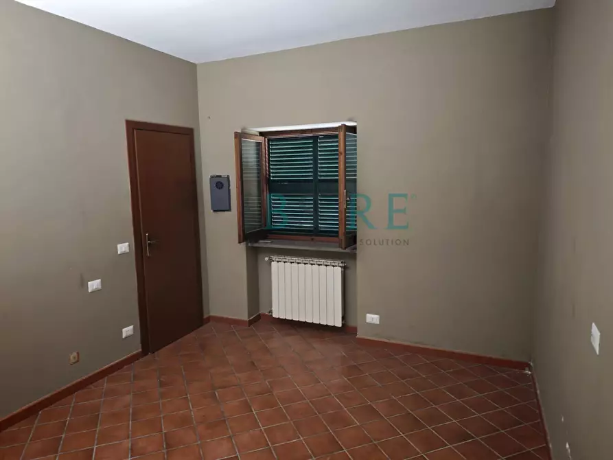 Immagine 30 di Appartamento in vendita  in Vicolo Silvestri a Roma