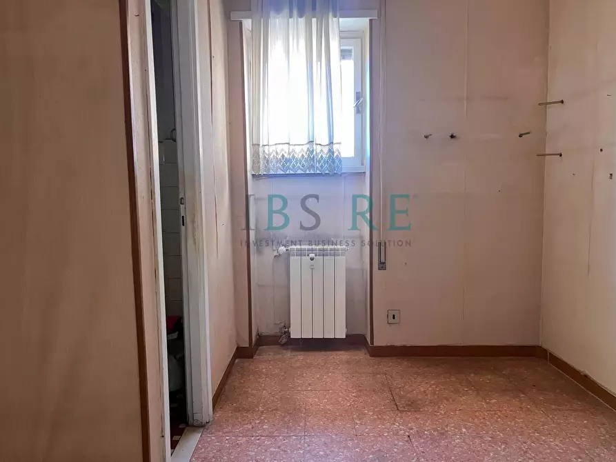 Immagine 8 di Appartamento in vendita  in Via Angiolo Cabrini a Roma