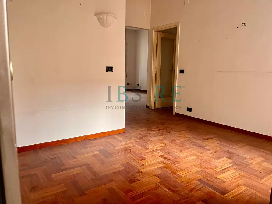 Immagine 5 di Appartamento in vendita  in Via Angiolo Cabrini a Roma