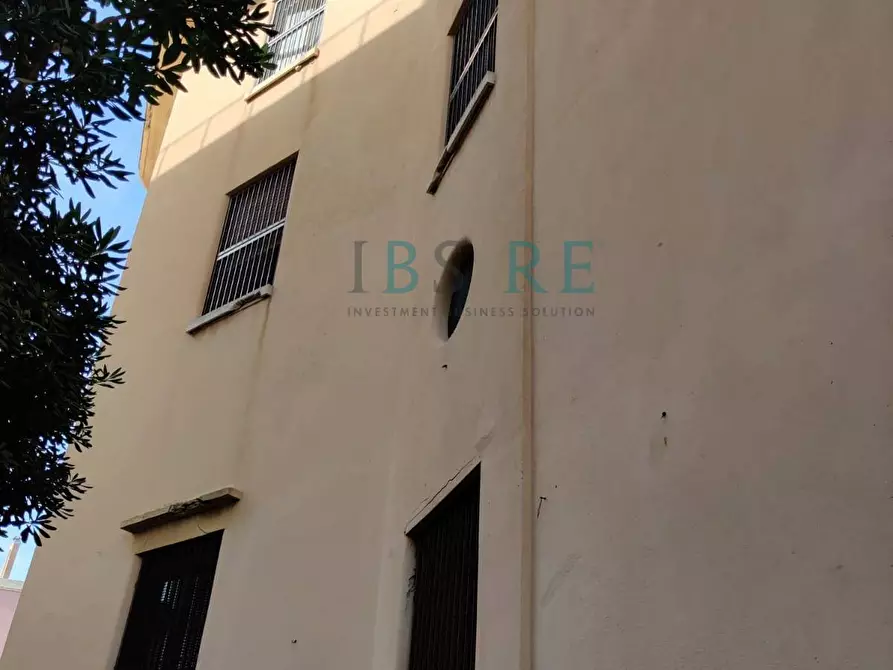 Immagine 4 di Palazzo in vendita  in via Claudio a Roma