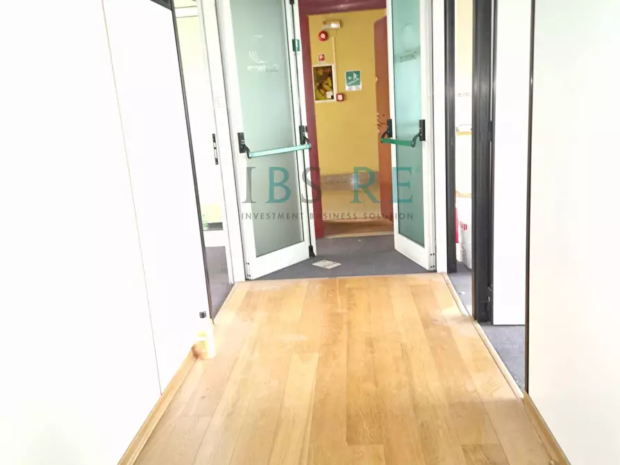 Immagine 7 di Ufficio in vendita  in Via Benedetto Croce 6 a Roma