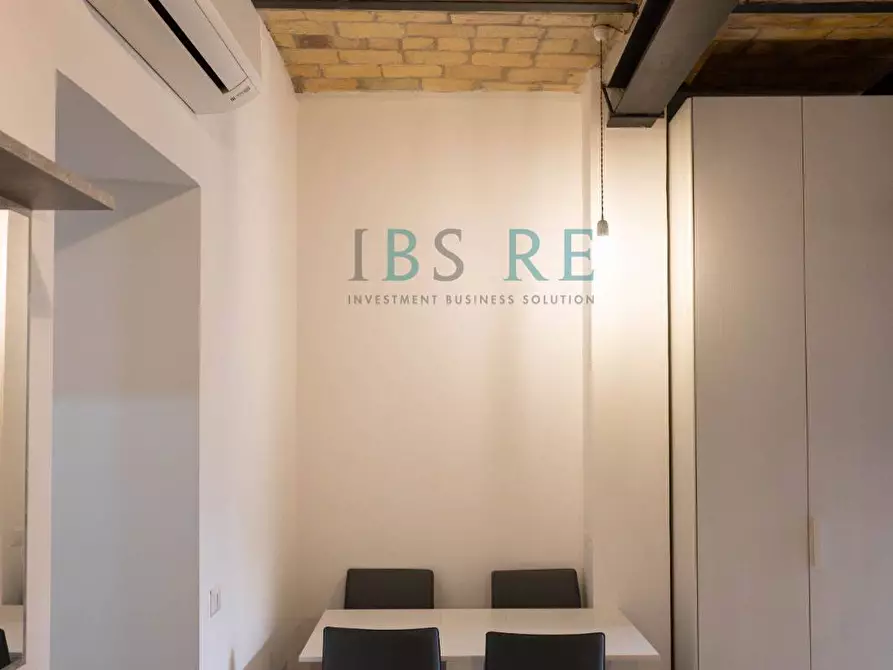 Immagine 2 di Appartamento in vendita  in Via Francesco Saverio Solari a Roma