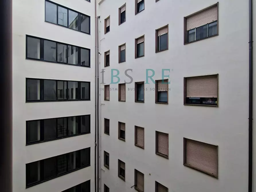 Immagine 22 di Ufficio in vendita  in Via Benedetto Croce 6 a Roma