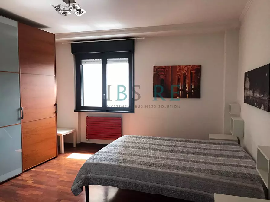 Immagine 9 di Appartamento in vendita  in Via Andrea Solario a Roma