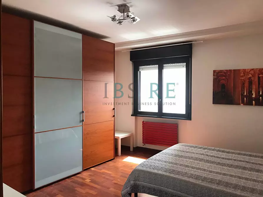 Immagine 8 di Appartamento in vendita  in Via Andrea Solario a Roma