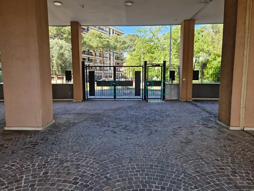 Immagine 14 di Appartamento in vendita  in Via Andrea Solario a Roma