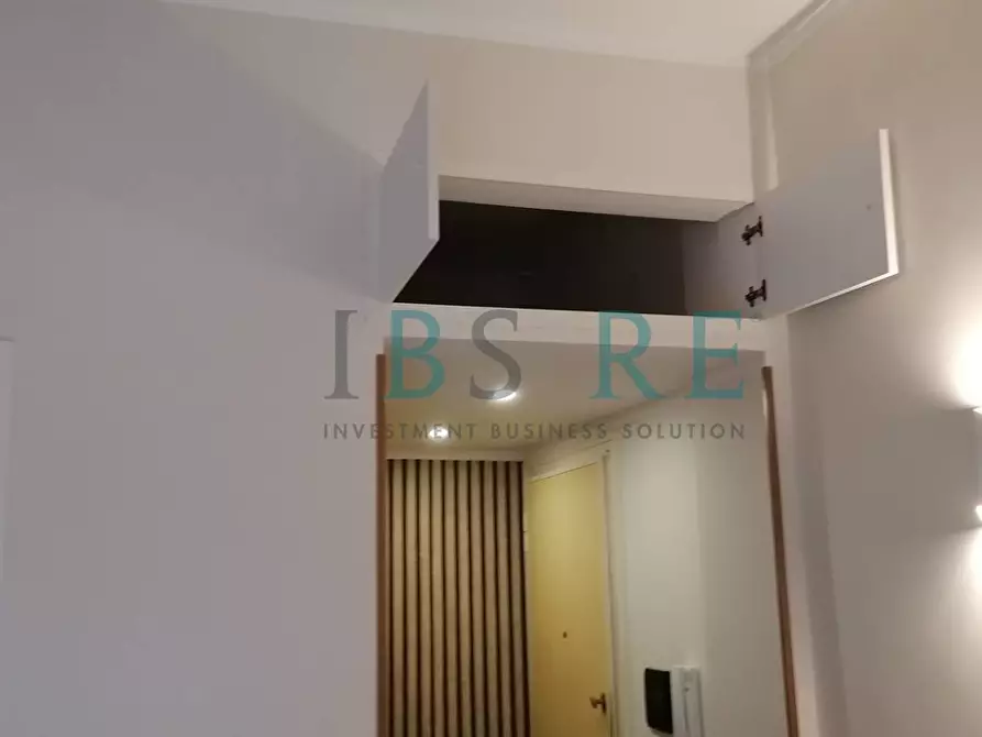 Immagine 13 di Appartamento in affitto  in via gradoli 96 a Roma