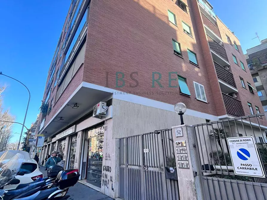 Immagine 23 di Appartamento in vendita  in Via Arturo Graf a Roma