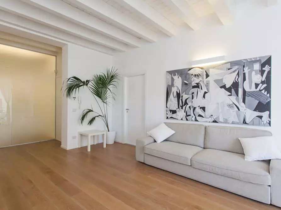 Immagine 6 di Appartamento in affitto  in marianao stabile a Palermo