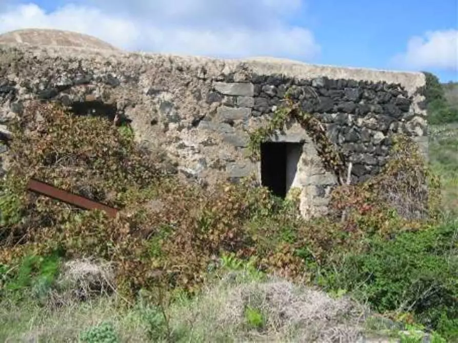 Immagine 1 di Casa indipendente in vendita  in Ghillanda a Pantelleria