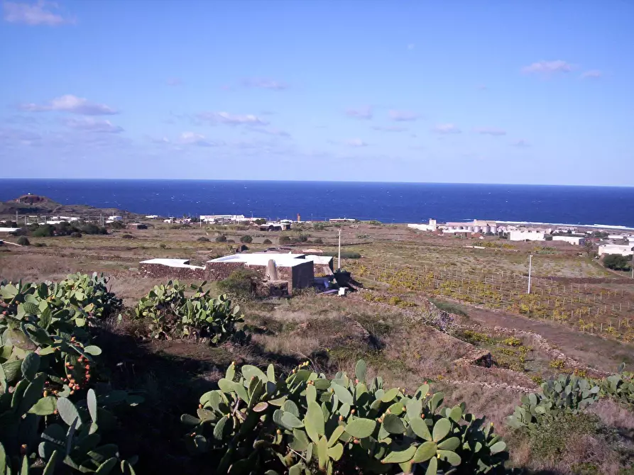 Immagine 3 di Terreno residenziale in vendita  in sant'Anna a Pantelleria