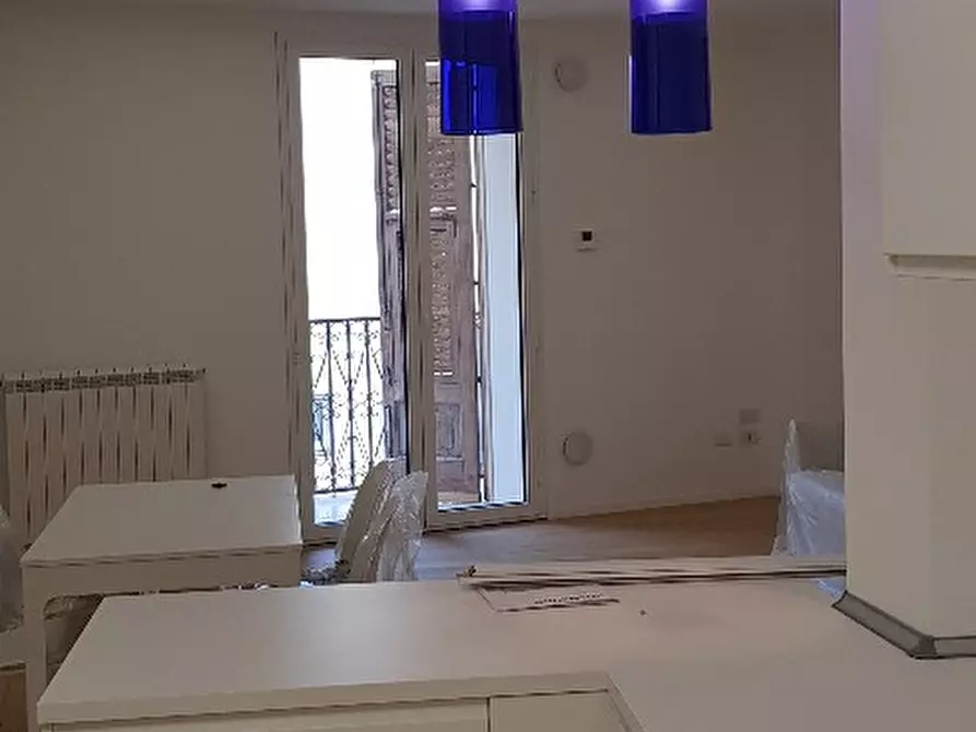 Immagine 18 di Appartamento in affitto  in via amendola a Alcamo