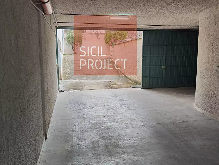 Immagine 13 di Appartamento in vendita  in corso dei mille 109 a Alcamo