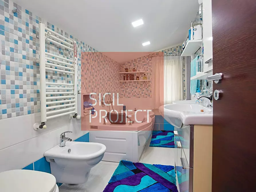 Immagine 22 di Villa in vendita  in Via soldato d'angelo alfredo a Alcamo