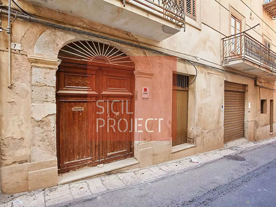 Immagine 14 di Appartamento in vendita  in Corso VI Aprile a Alcamo