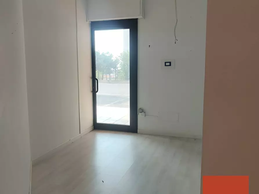 Immagine 11 di Capannone industriale in affitto  in via delle magnolie a Alcamo