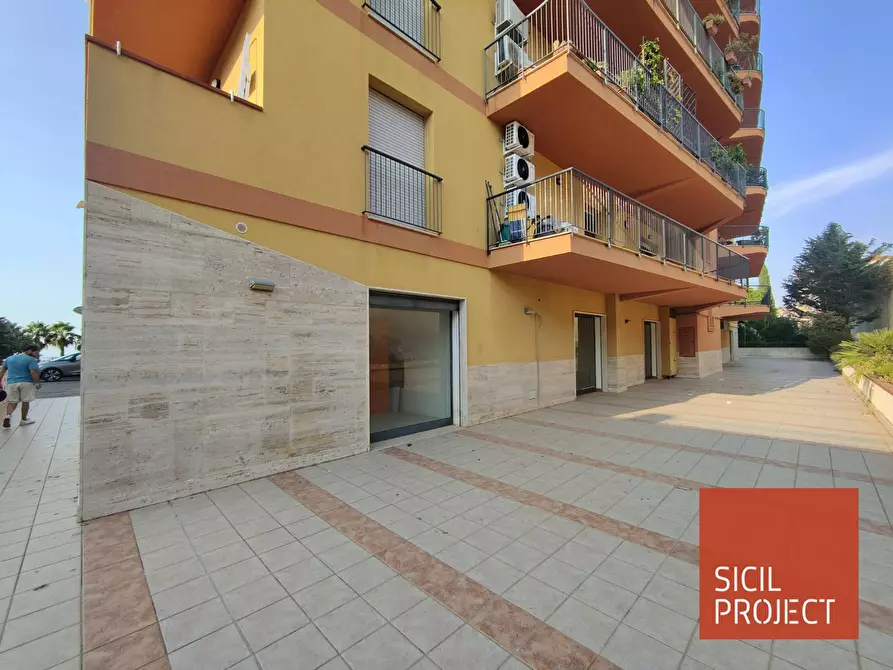 Immagine 1 di Capannone industriale in affitto  in via delle magnolie a Alcamo