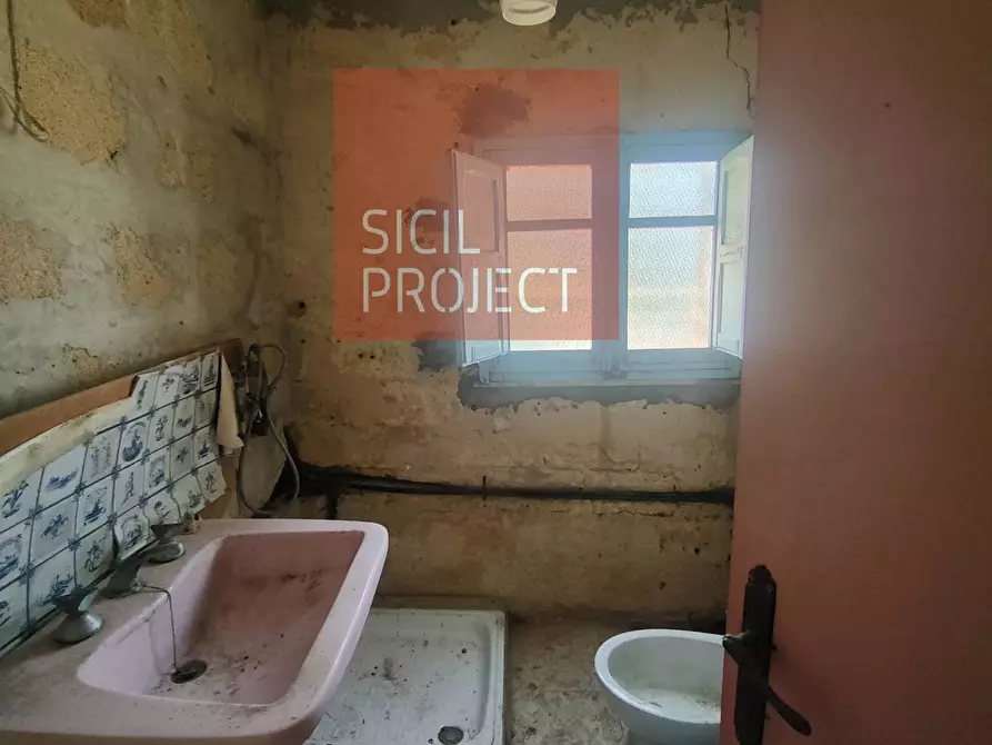 Immagine 16 di Rustico / casale in vendita  in monte bonifato a Alcamo