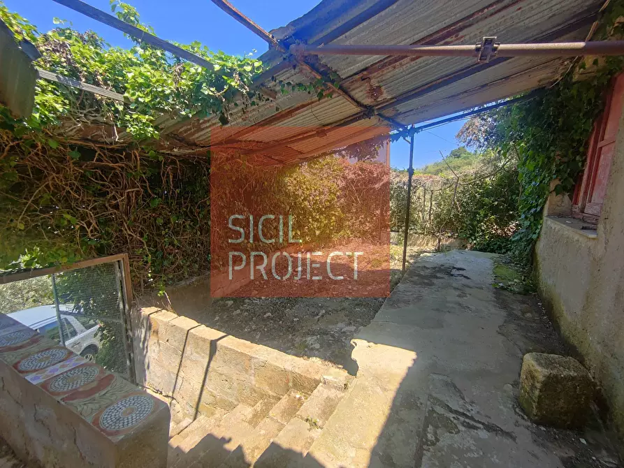 Immagine 17 di Rustico / casale in vendita  in monte bonifato a Alcamo