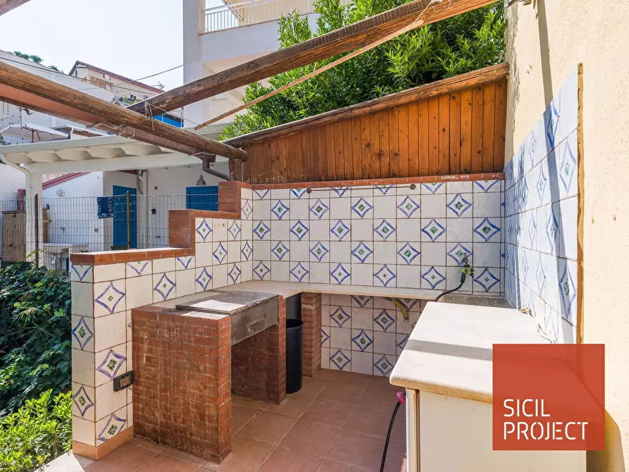 Immagine 26 di Villa in vendita  in Via Ponte dei Ricchi 14 a Alcamo