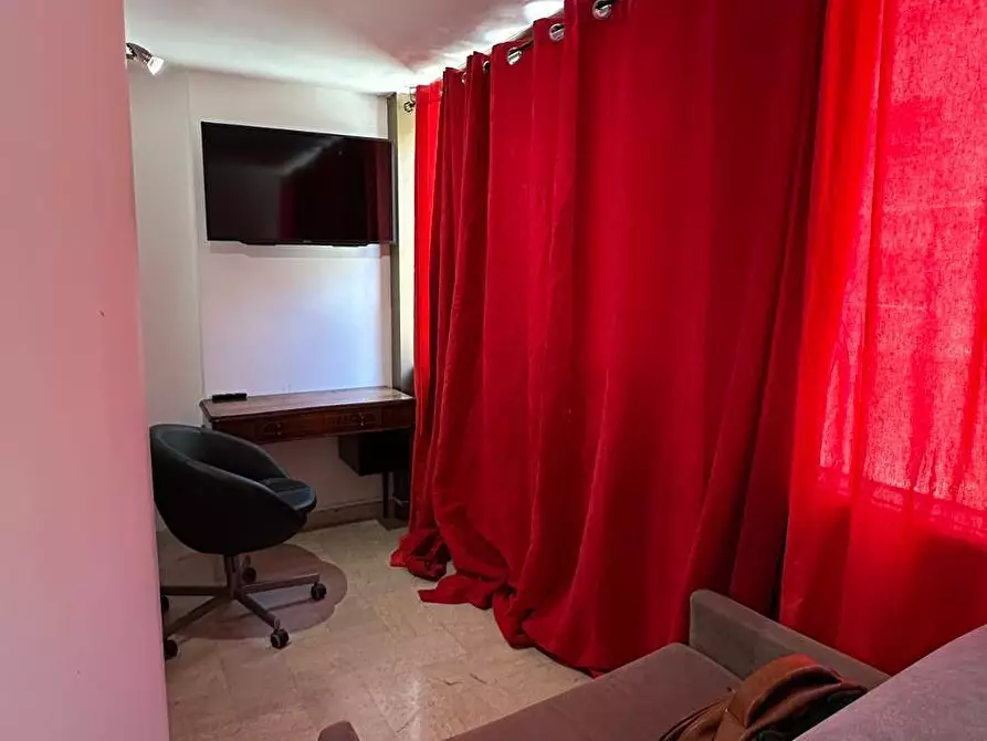 Immagine 4 di Appartamento in affitto  in via mariano stabile 108 a Palermo