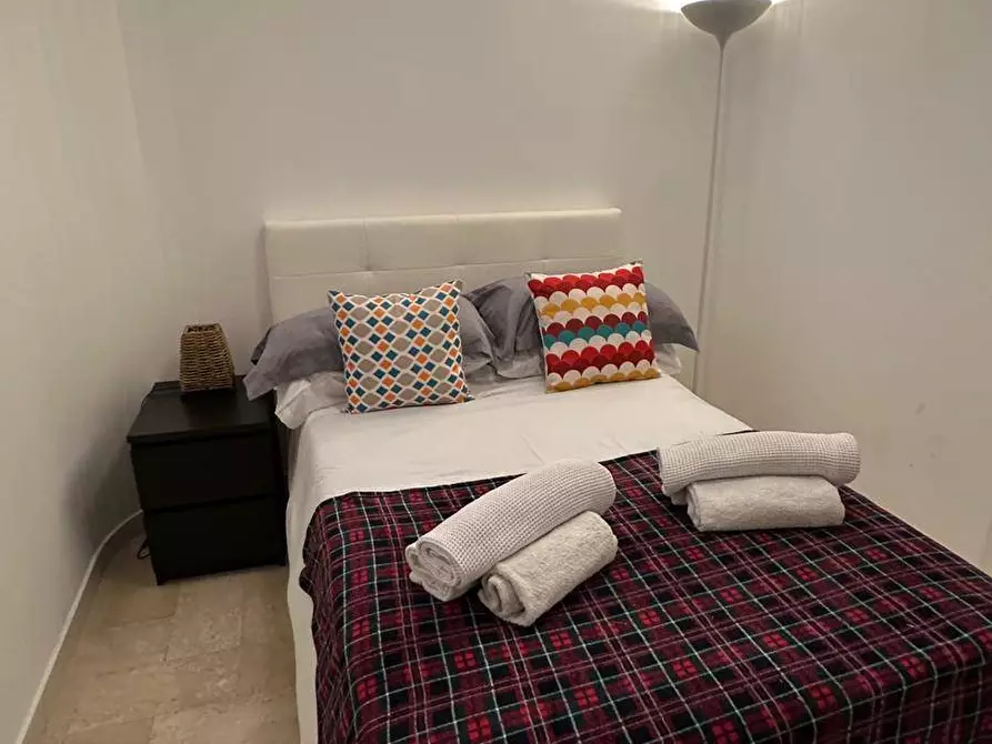 Immagine 13 di Appartamento in affitto  in via mariano stabile 108 a Palermo